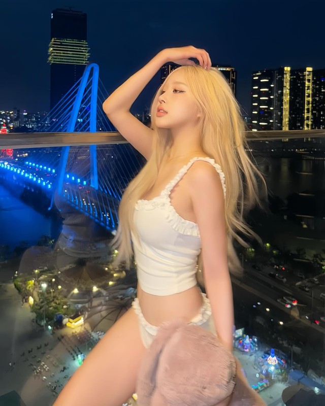 Hoi hot girl ru nhau mac do ngu be xiu khoe dang cuc pham-Hinh-10