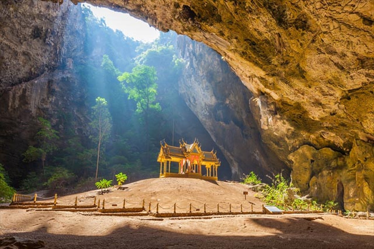 Cung dien vang rong - diem du lich moi cho nhung ai muon quay lai Thai Lan-Hinh-9