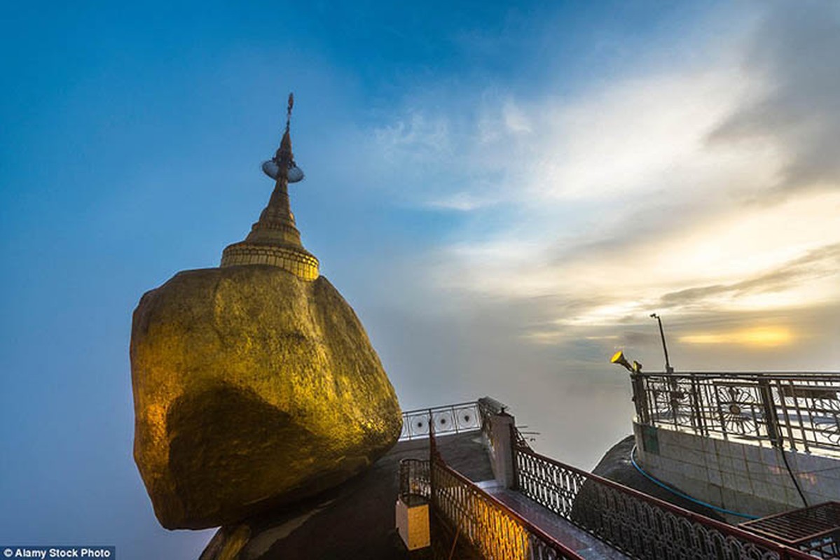 Hon da thieng bang vang o Myanmar va bi mat an chua ben trong-Hinh-8