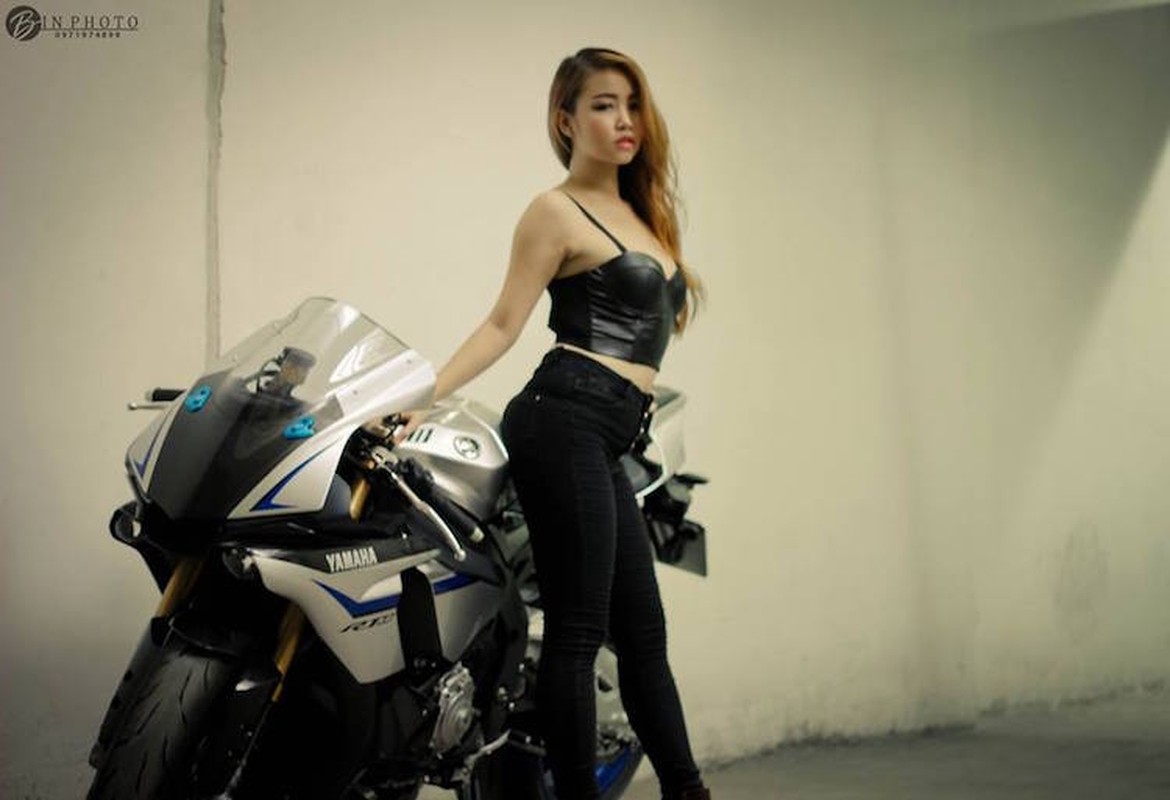 Hotgirl Viet so dang cung sieu moto 