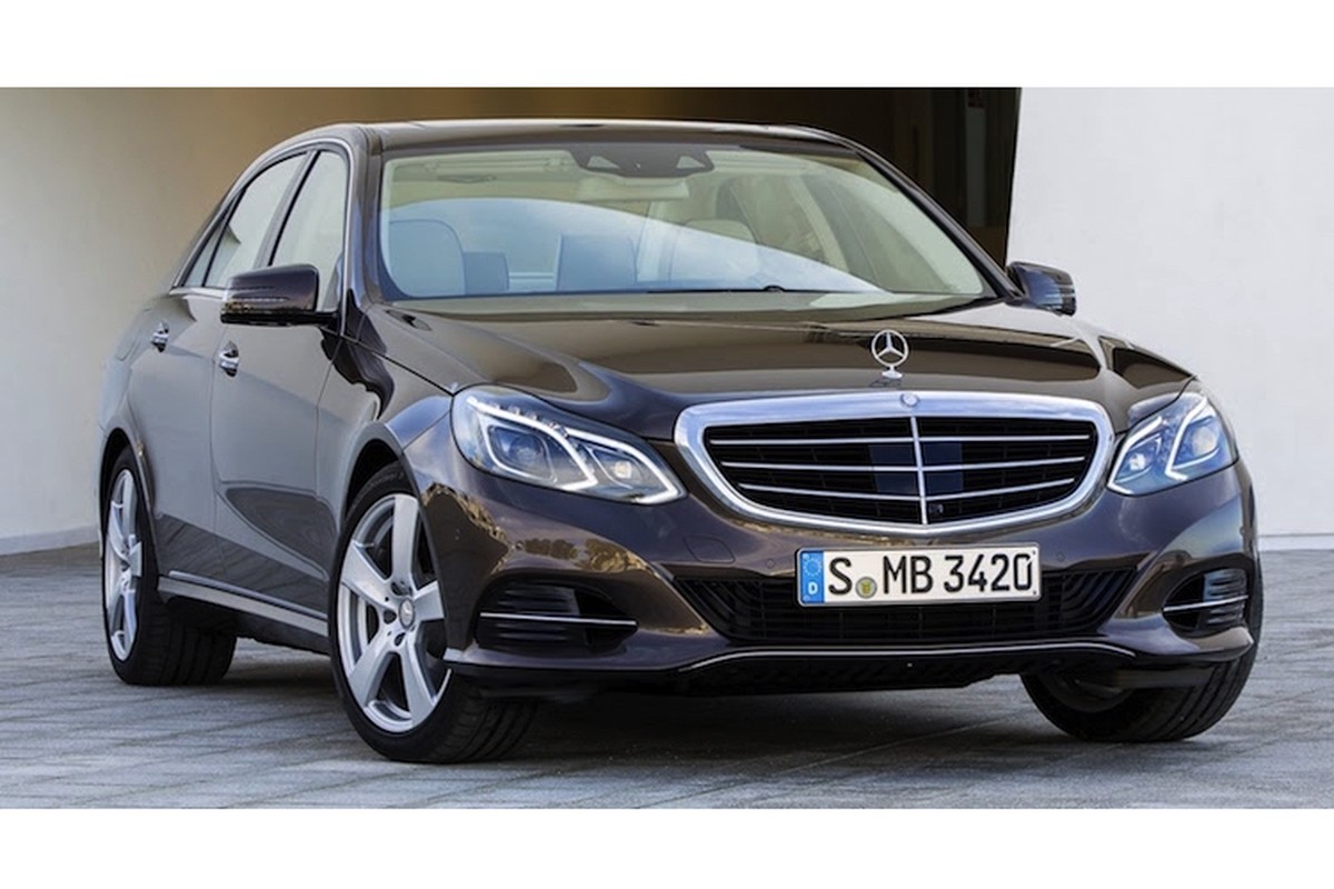 Mercedes E-Class moi “lot xac