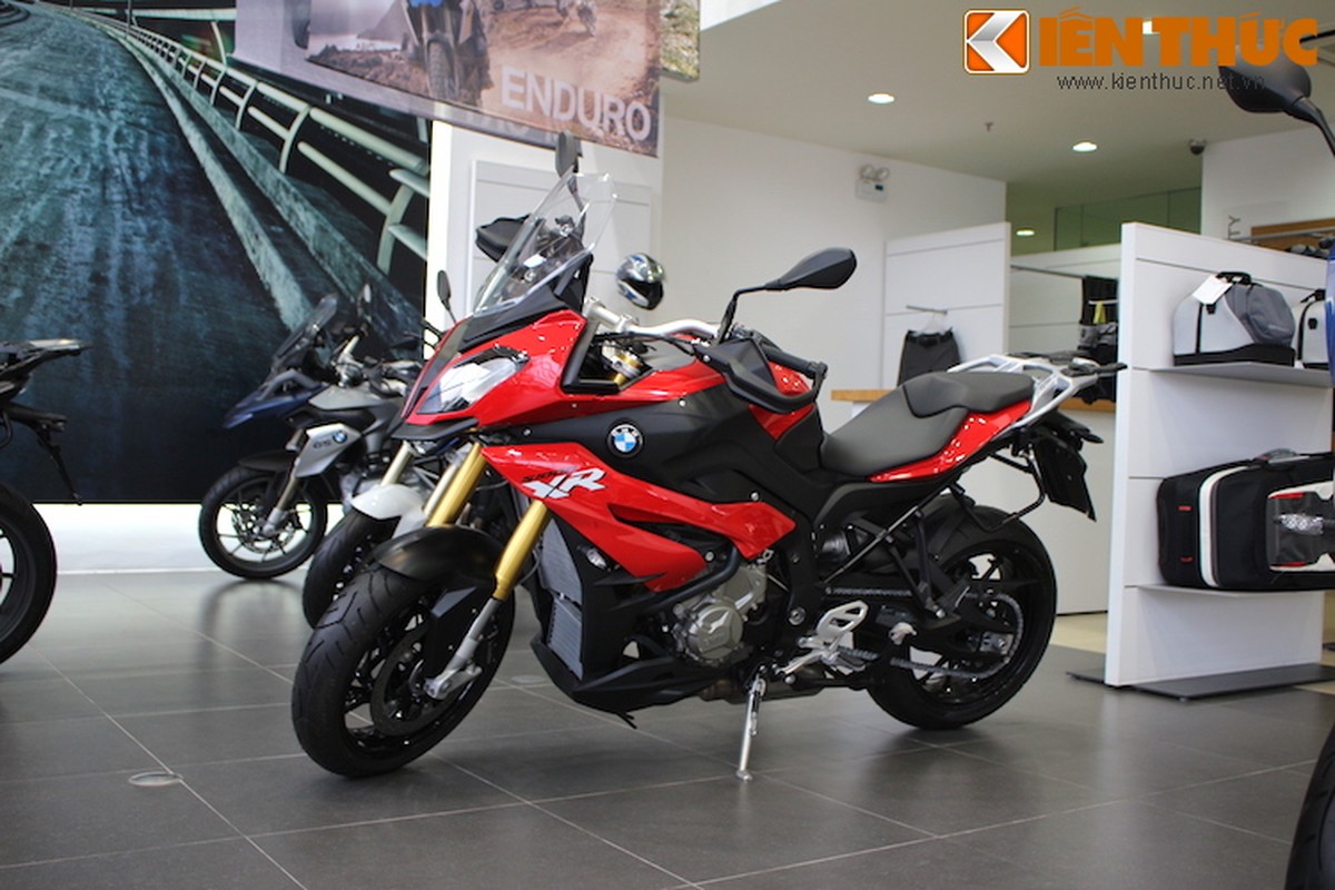 Can canh BMW S1000XR gia 660 trieu tai Viet Nam-Hinh-7