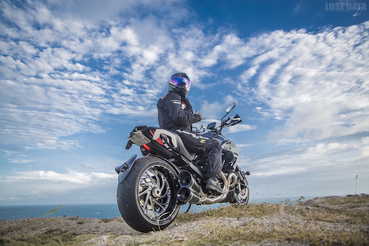 Ducati Diavel Carbon “full option” sieu chat cua biker Viet-Hinh-2