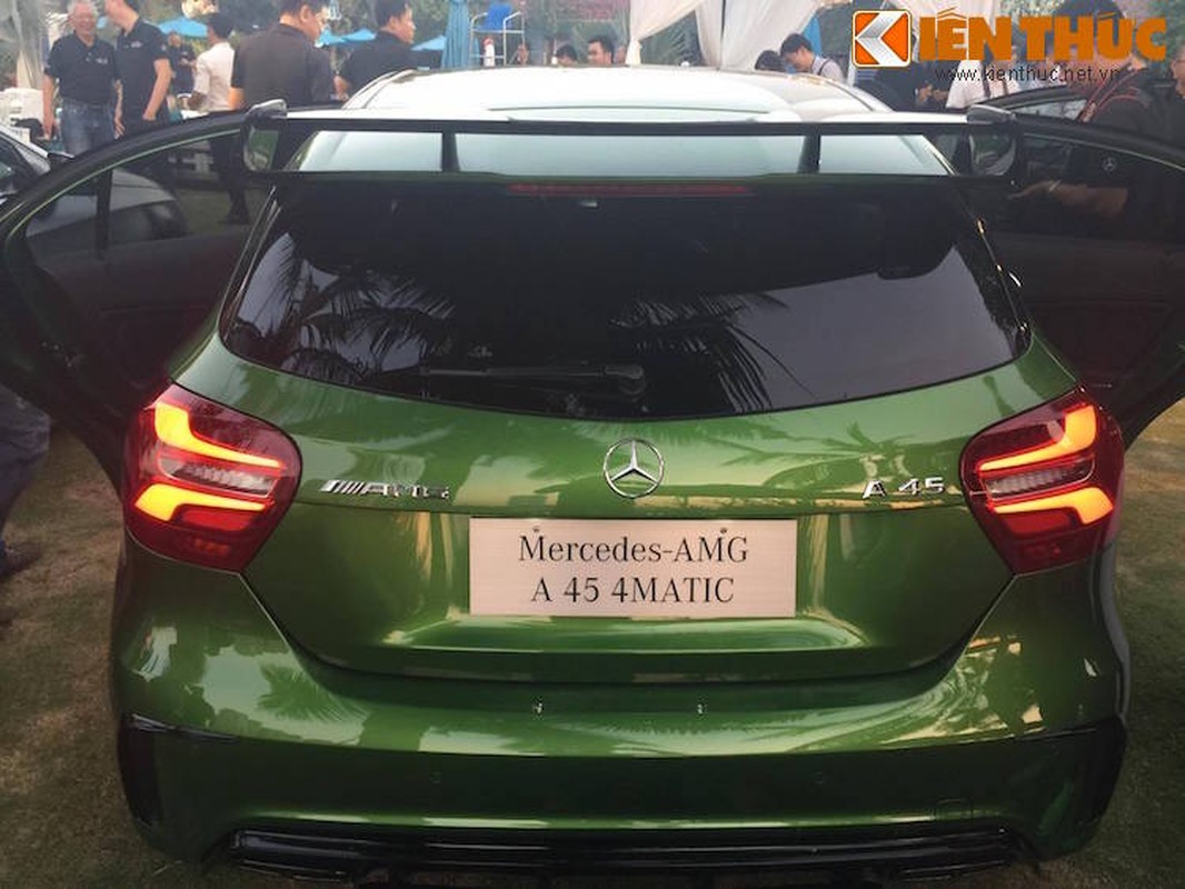 Mercedes ra mat bo 3 xe moi gia 16,7 ty tai Viet Nam-Hinh-5