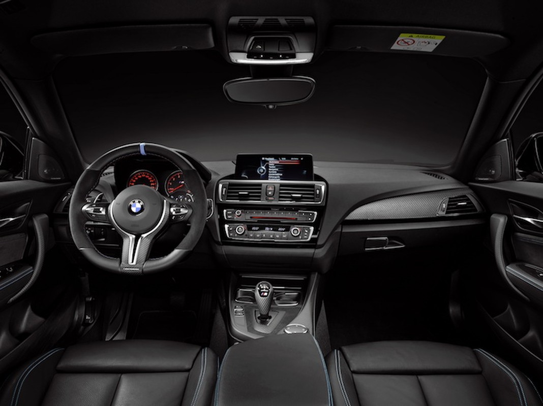BMW M2 “full option” loat phu kien M Performance dat gia-Hinh-4