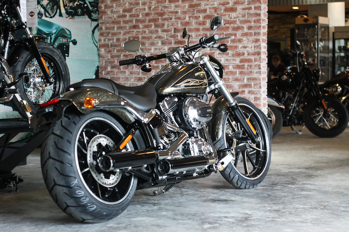 Harley-Davidson Breakout “kich doc” tai Sai Gon-Hinh-13