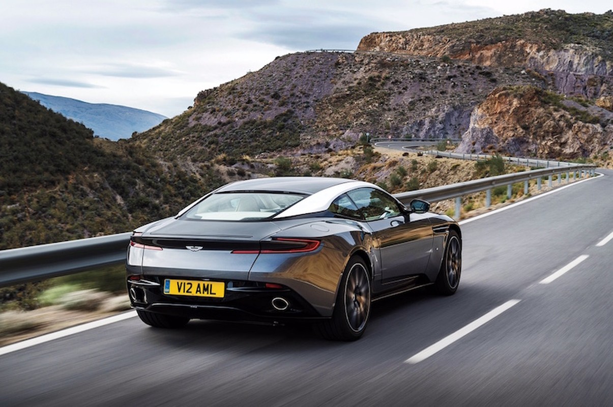 Sieu xe coupe Aston Martin DB11 