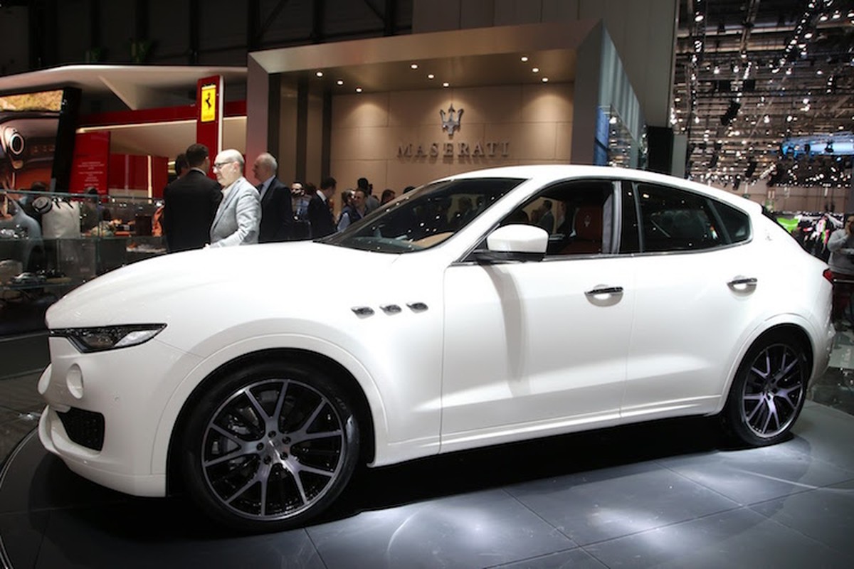 Soi SUV hang sang Maserati Levante 