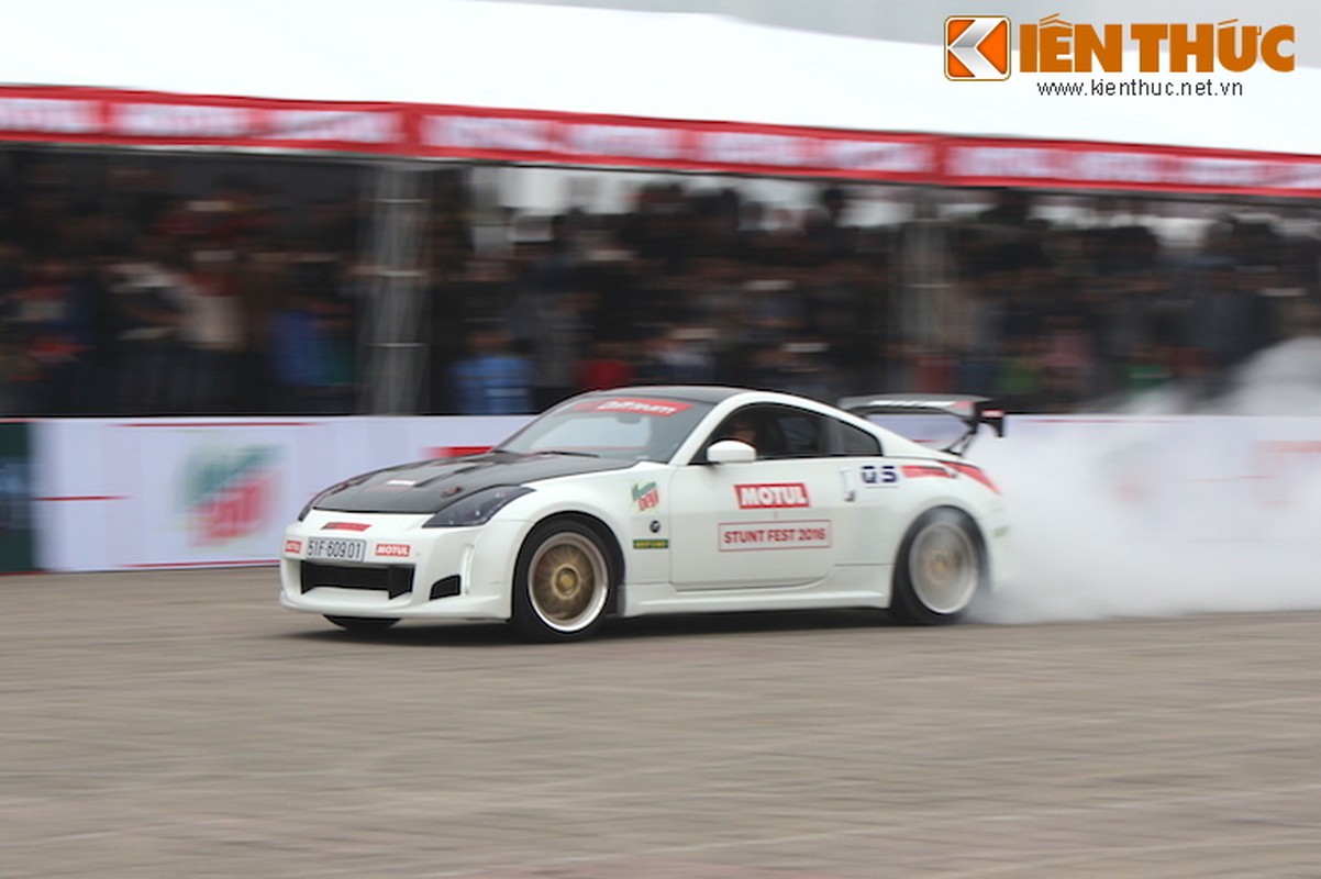 Soi “xe do khung” Nissan 350Z chuyen drift tai Viet Nam-Hinh-9