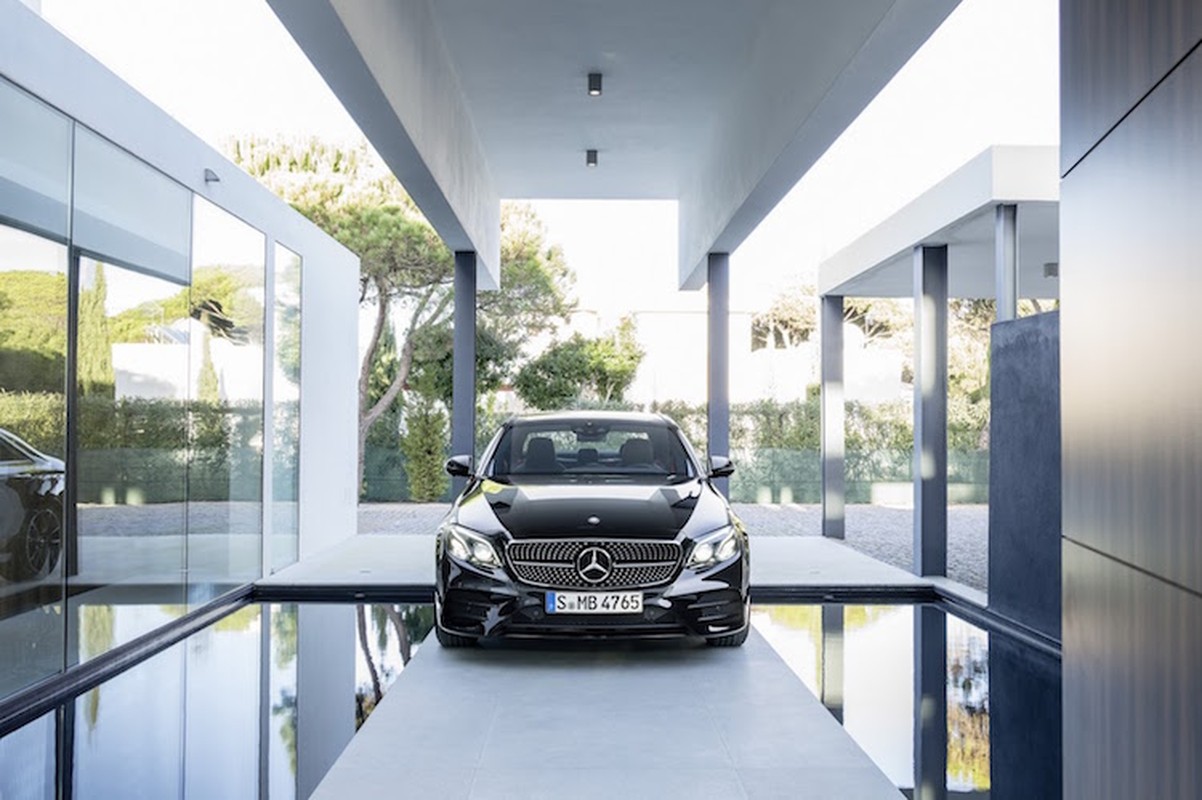 Mercedes E-Class co ban the thao gia re E43 AMG-Hinh-9