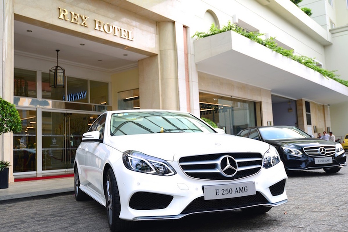 Soi cap doi Mercedes E250 AMG tien ty cua Rex Sai Gon-Hinh-4