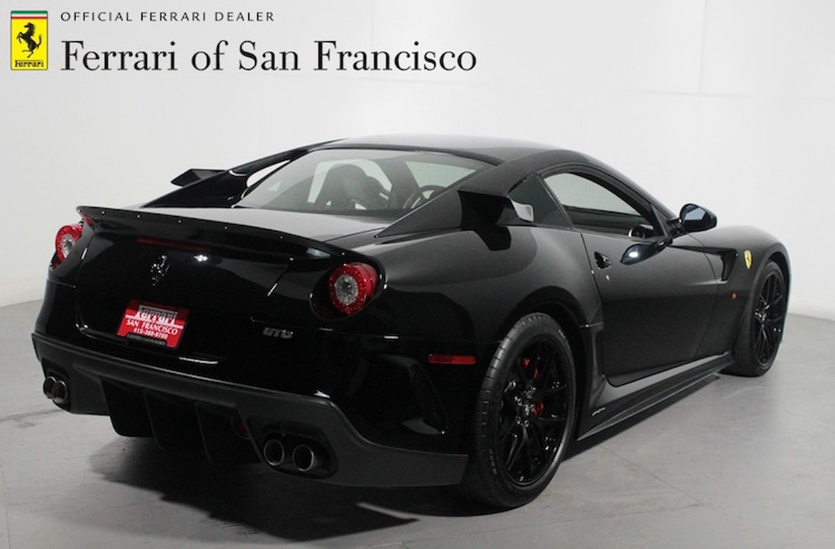 Sieu xe Ferrari 599 GTO “len doi” 599XX gia 19,9 ty-Hinh-13