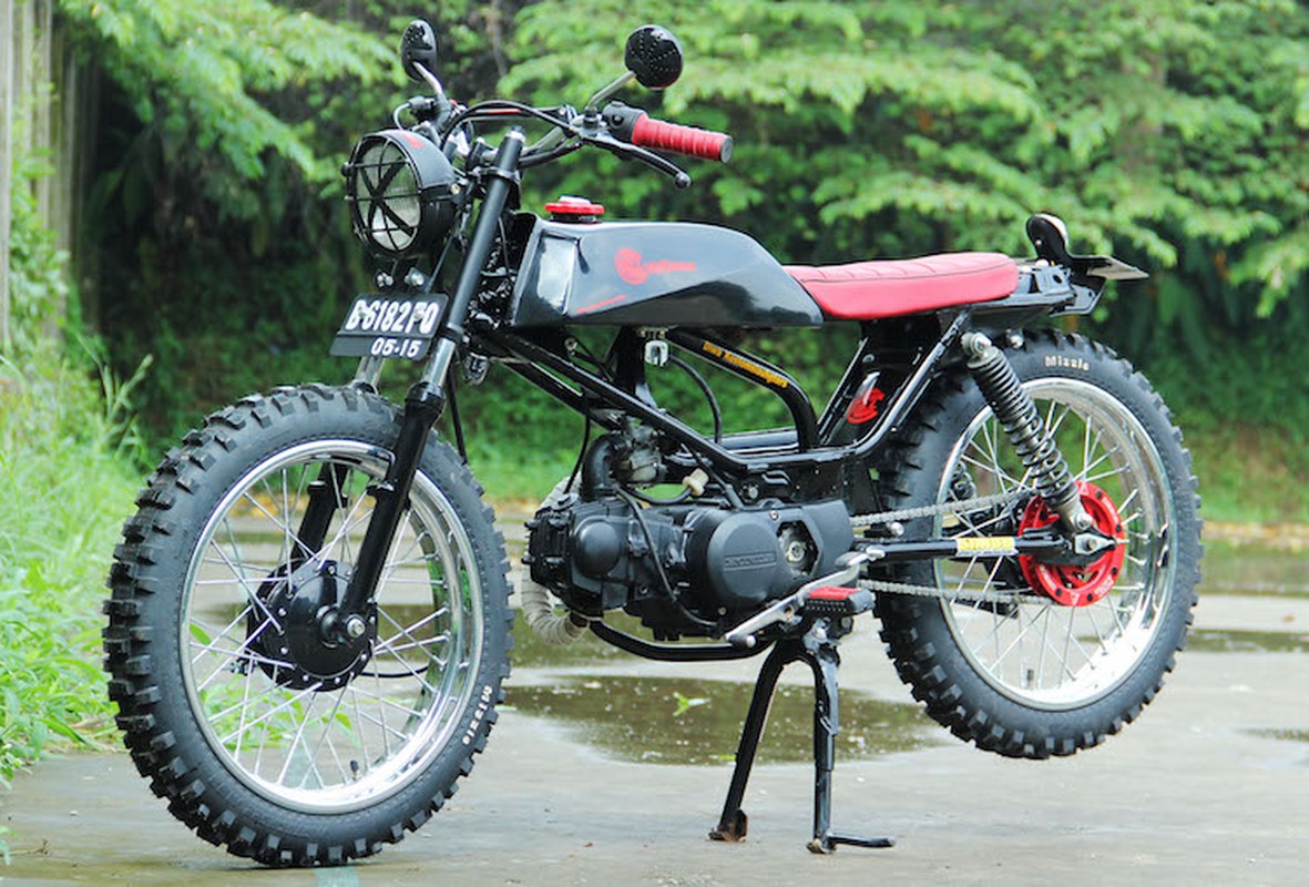 Honda Win 100 huyen thoai “lot xac” Brat Tracker cuc chat-Hinh-9