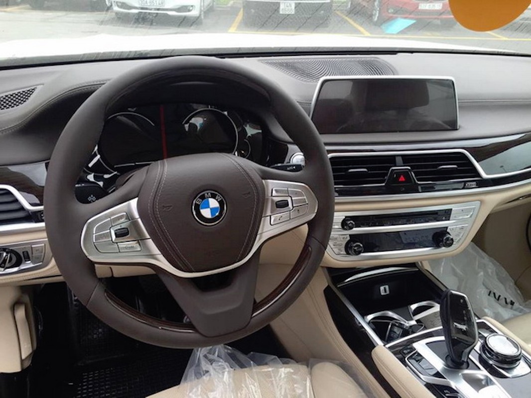 Xe sang BMW 750Li 2016 gia 6,4 ty dau tien tai VN-Hinh-6