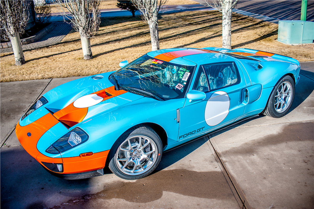 Ngam “hang sieu doc” Ford GT Heritage Edition