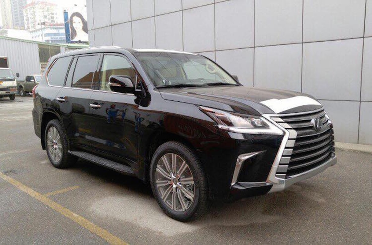 Lexus LX570 2016 “hang ngoai” gia hon 5 ty tai VN-Hinh-2