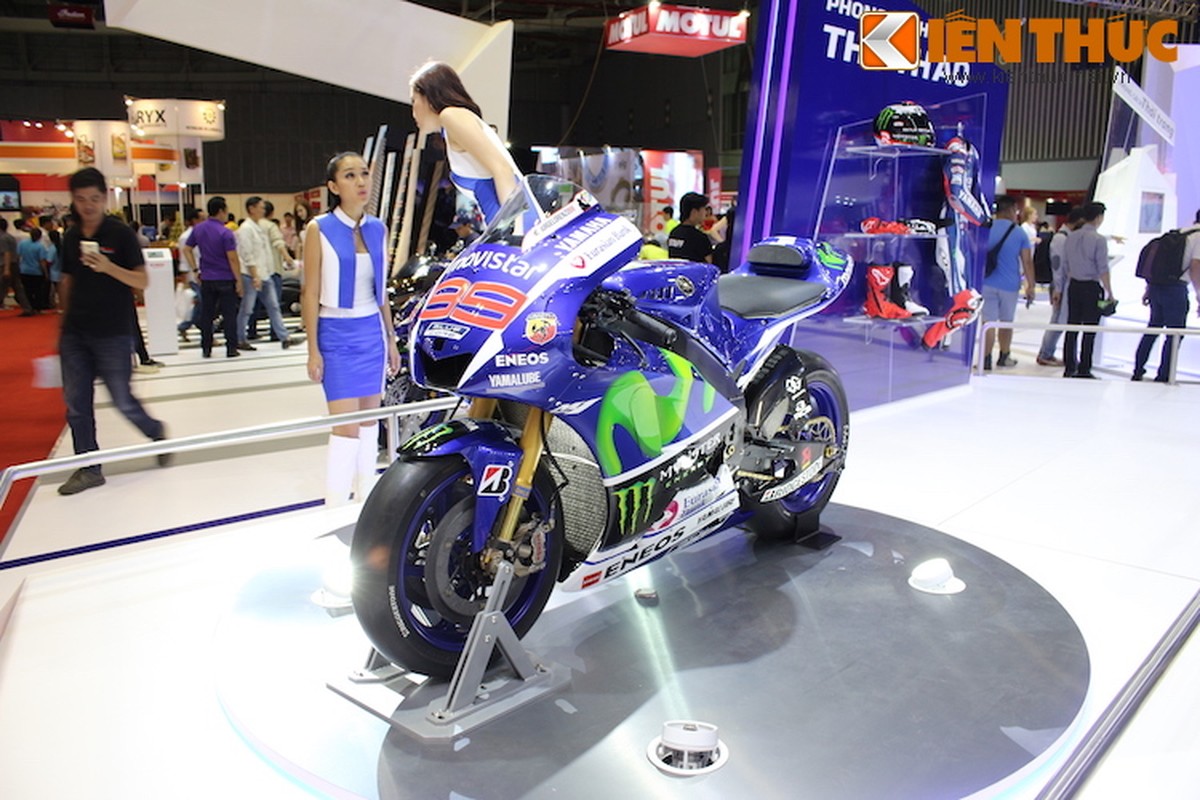 Xe dua cua nha vo dich MotoGP 2015 den Viet Nam