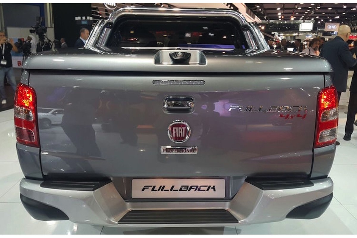Mitsubishi Triton co “anh em song sinh” Fiat Fullback-Hinh-10