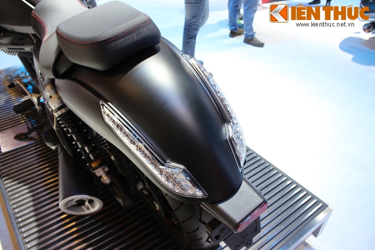 Xe khung Moto Guzzi co gi de 