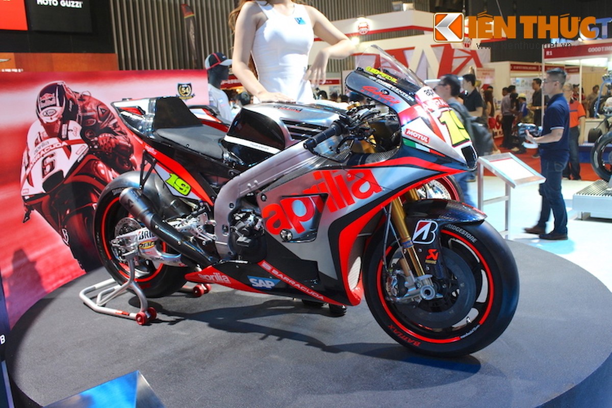 Can canh “xe dua hang doc” MotoGP Aprilia RS-GP tai VN-Hinh-2