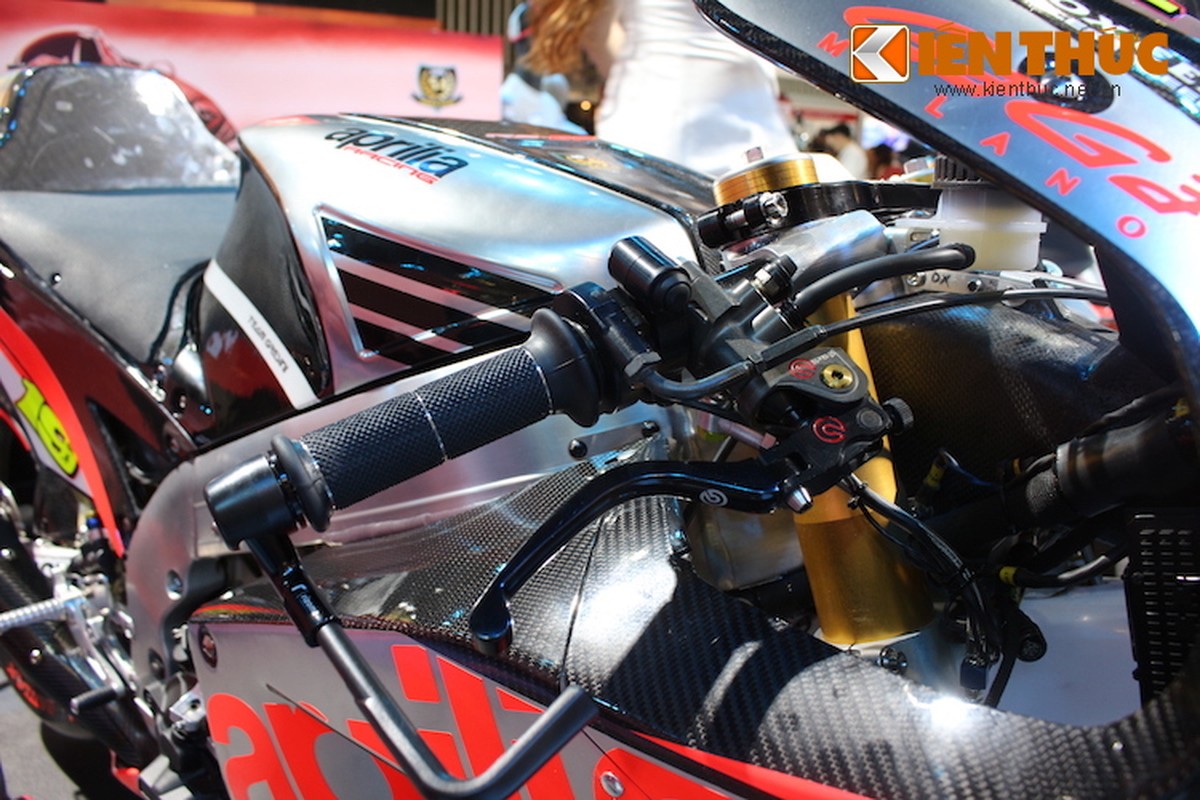 Can canh “xe dua hang doc” MotoGP Aprilia RS-GP tai VN-Hinh-5