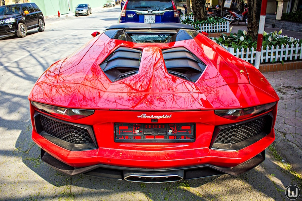 Sieu xe Lamborghini Aventador Roadster 24 ty “dai nao” HN-Hinh-12