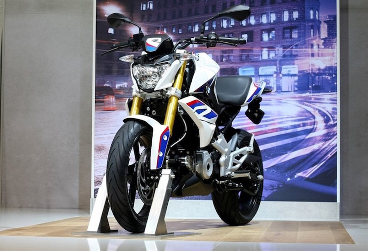 Naked-bike gia re BMW G310R sap ve VN co gi?-Hinh-2