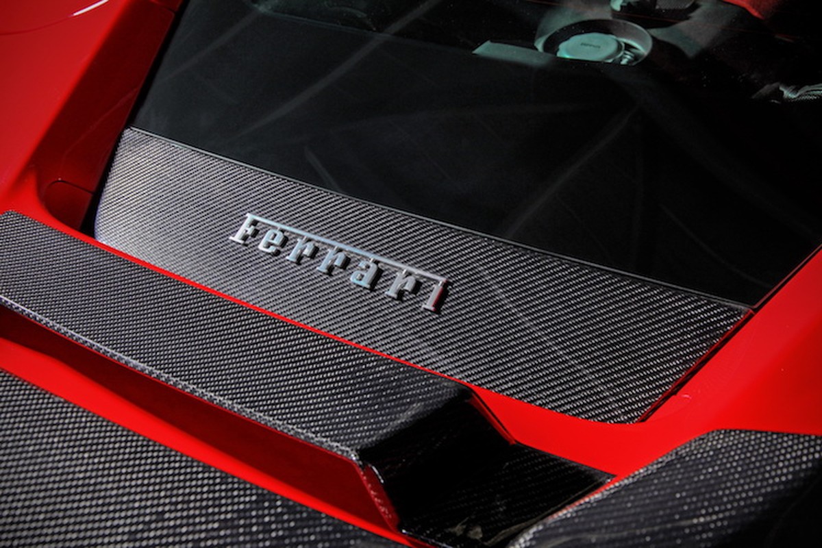 Sieu xe Ferrari 488 GTB nang cong suat 888 ma luc-Hinh-5