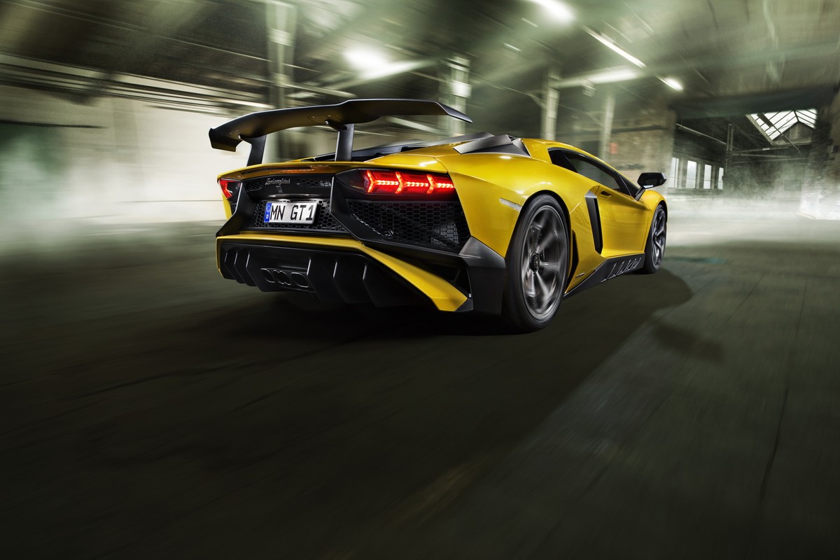 Sieu xe Lamborghini Aventador SV do Torado 