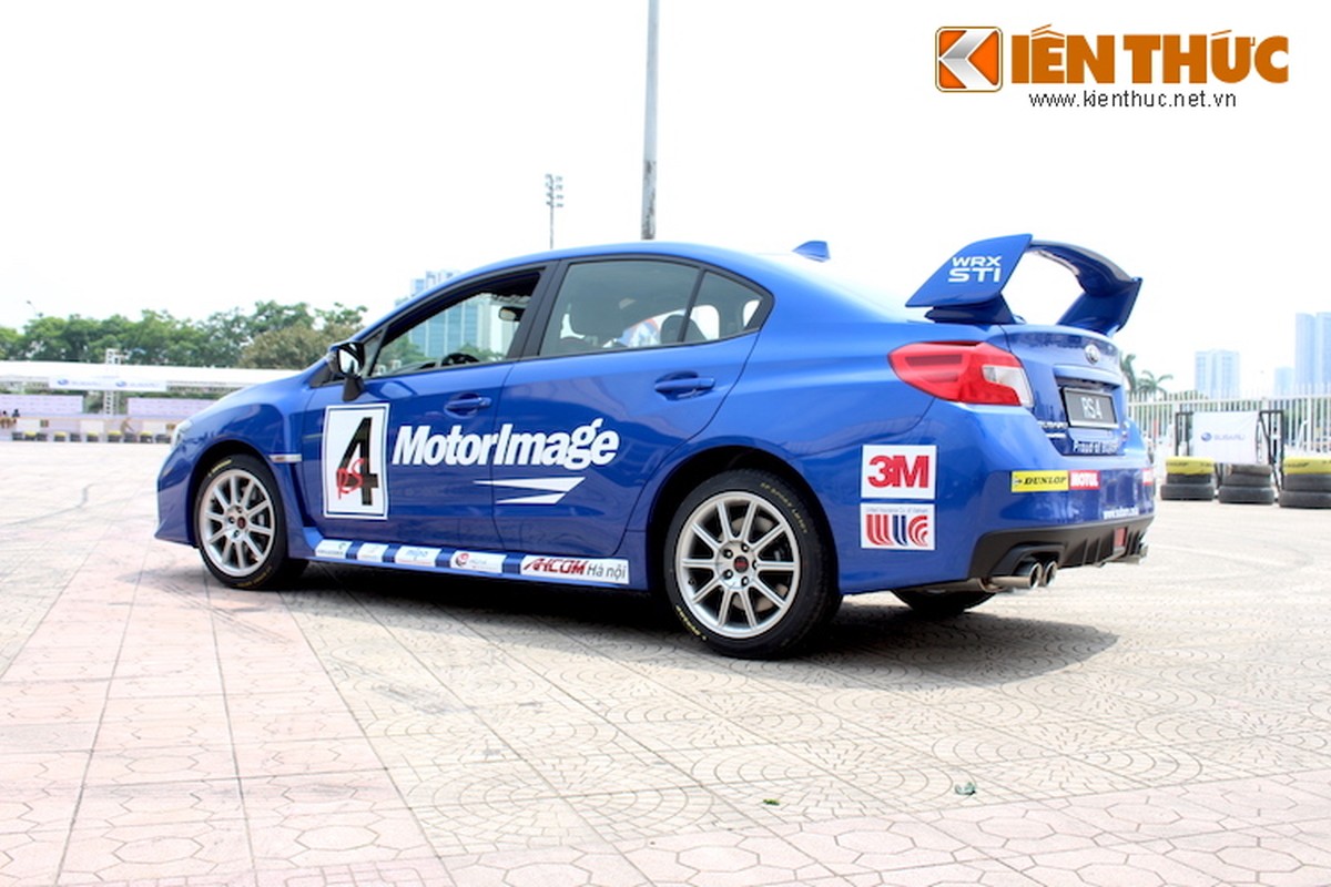 Soi “xe stunt” Subaru Impreza WRX STI 1,7 ty tai Ha Noi-Hinh-9