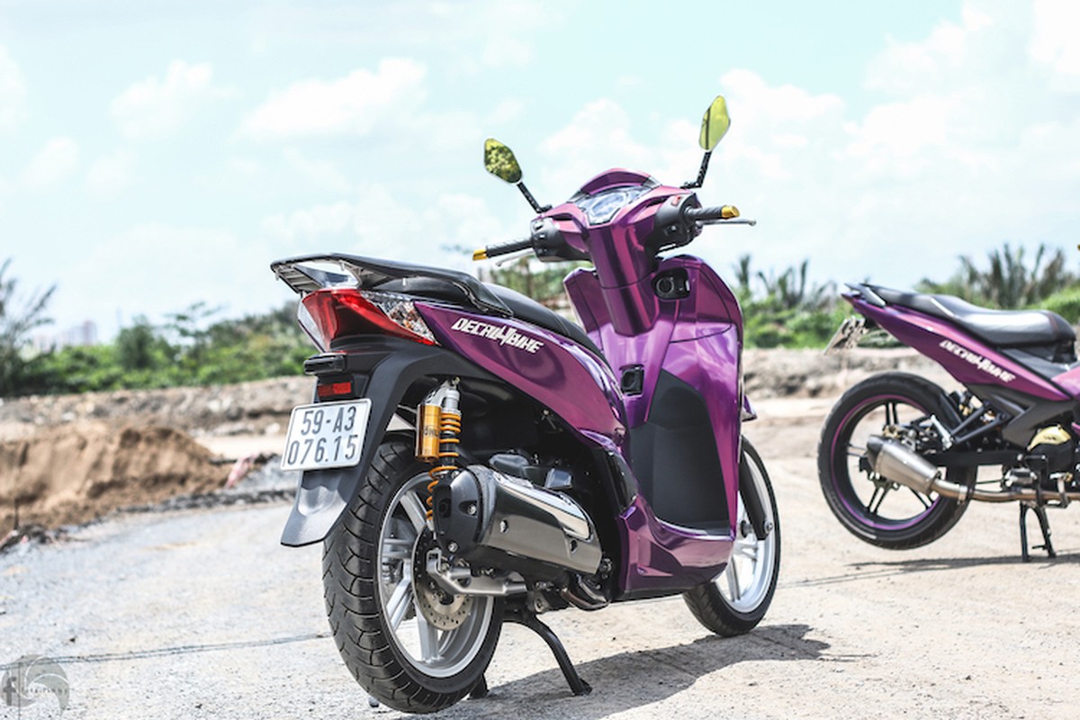 Honda SH300i tri gia 300 trieu 