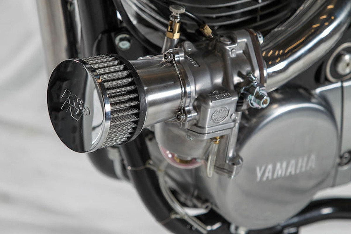 Yamaha SR400 do cafe racer dong co sieu nap-Hinh-8