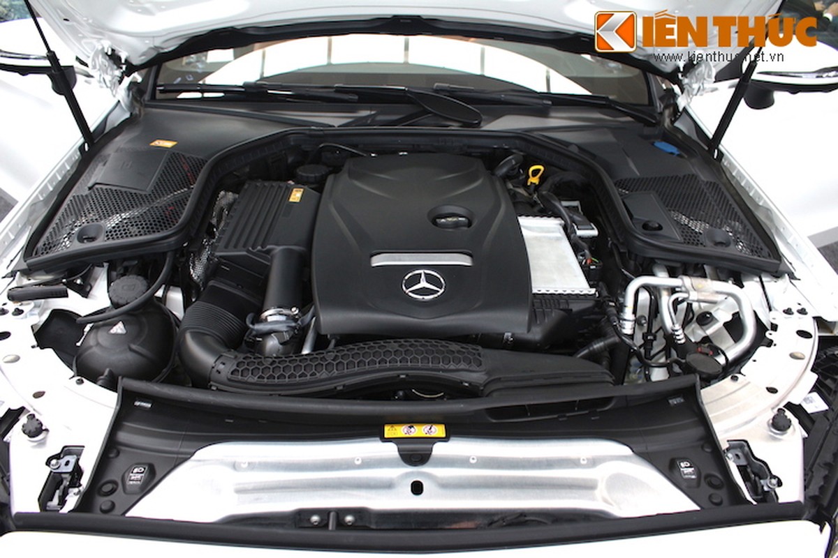 Mercedes C300 Coupe “sang chanh” gia 2,7 ty dong ve VN-Hinh-13