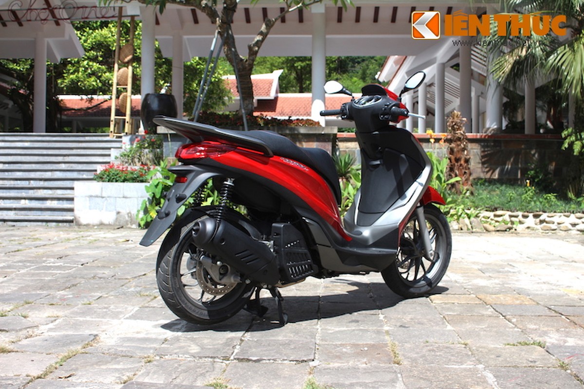 Can canh Piaggio Medley S 150 moi gia 86 trieu tai VN-Hinh-13