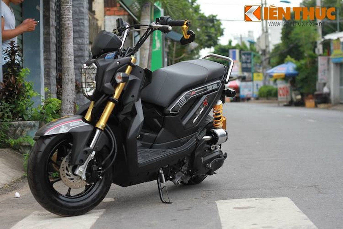 Can canh scooter Honda Zoomer X “banh beo” doc nhat VN