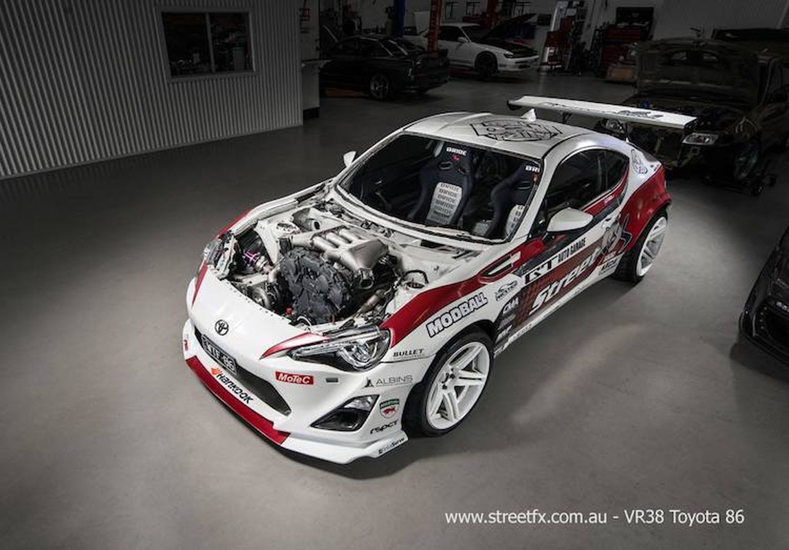 Xe the thao Toyota GT86 voi “trai tim khung” Nissan GT-R-Hinh-8