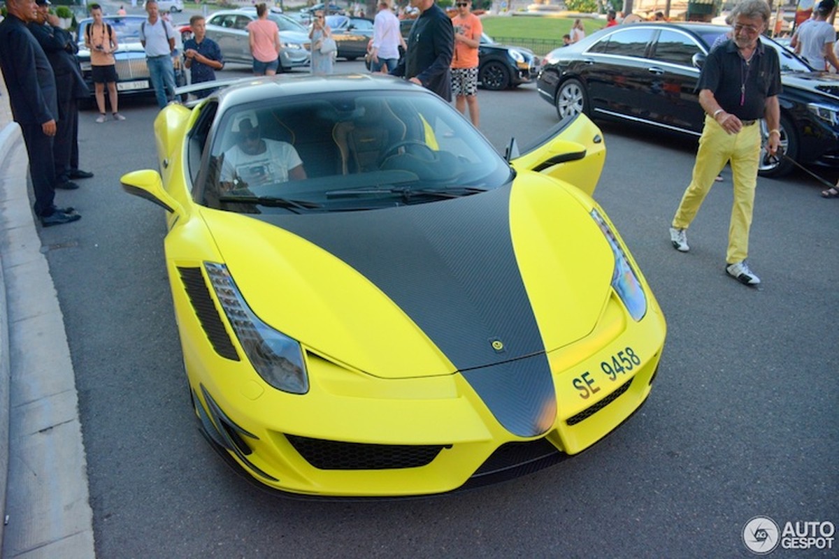 Samuel Eto'o cuoi “ngua chien” Ferrari 458 Italia den Monaco-Hinh-8