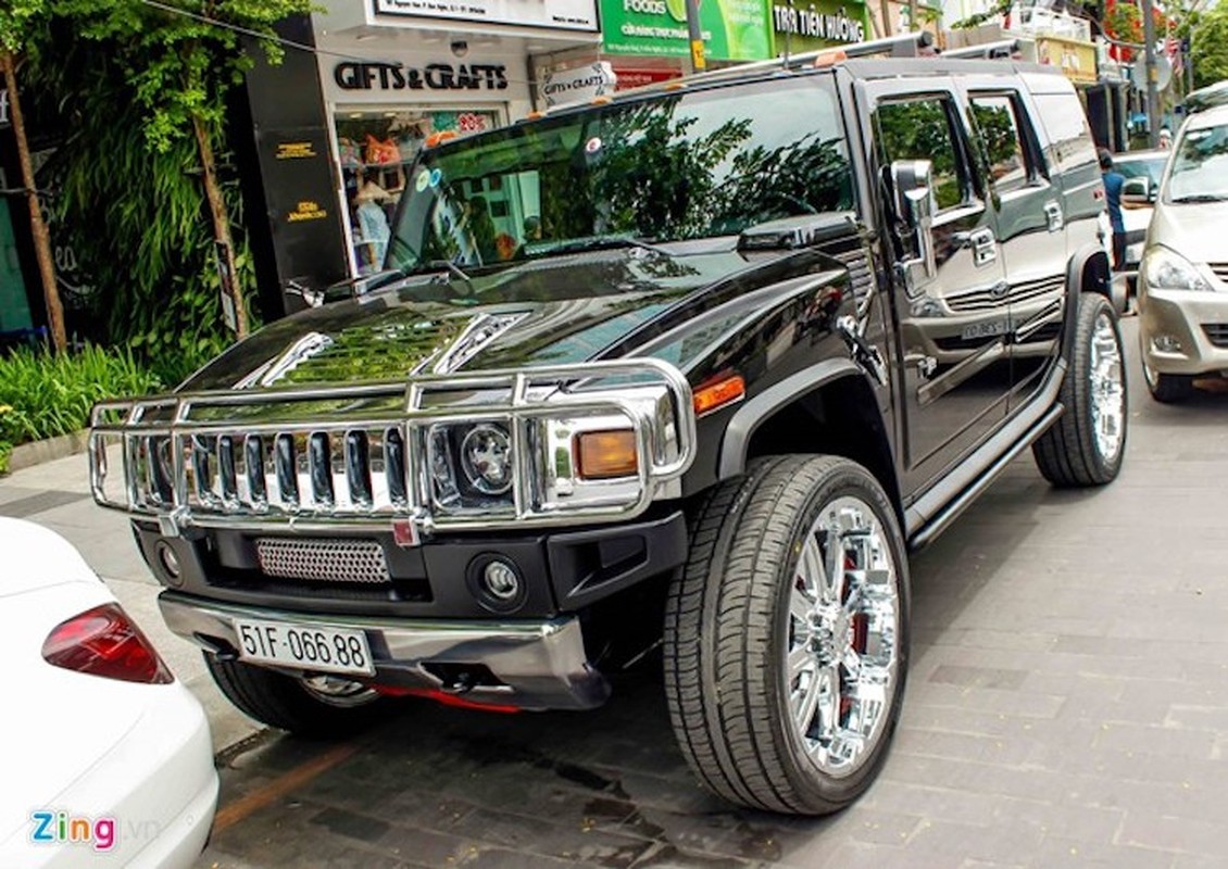 SUV hang khung” Hummer H2 