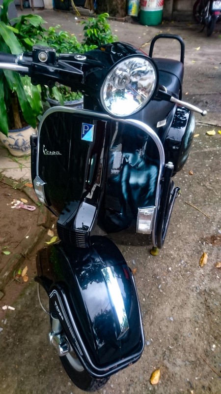 Piaggio Vespa PX125 hoa thanh buc tranh 