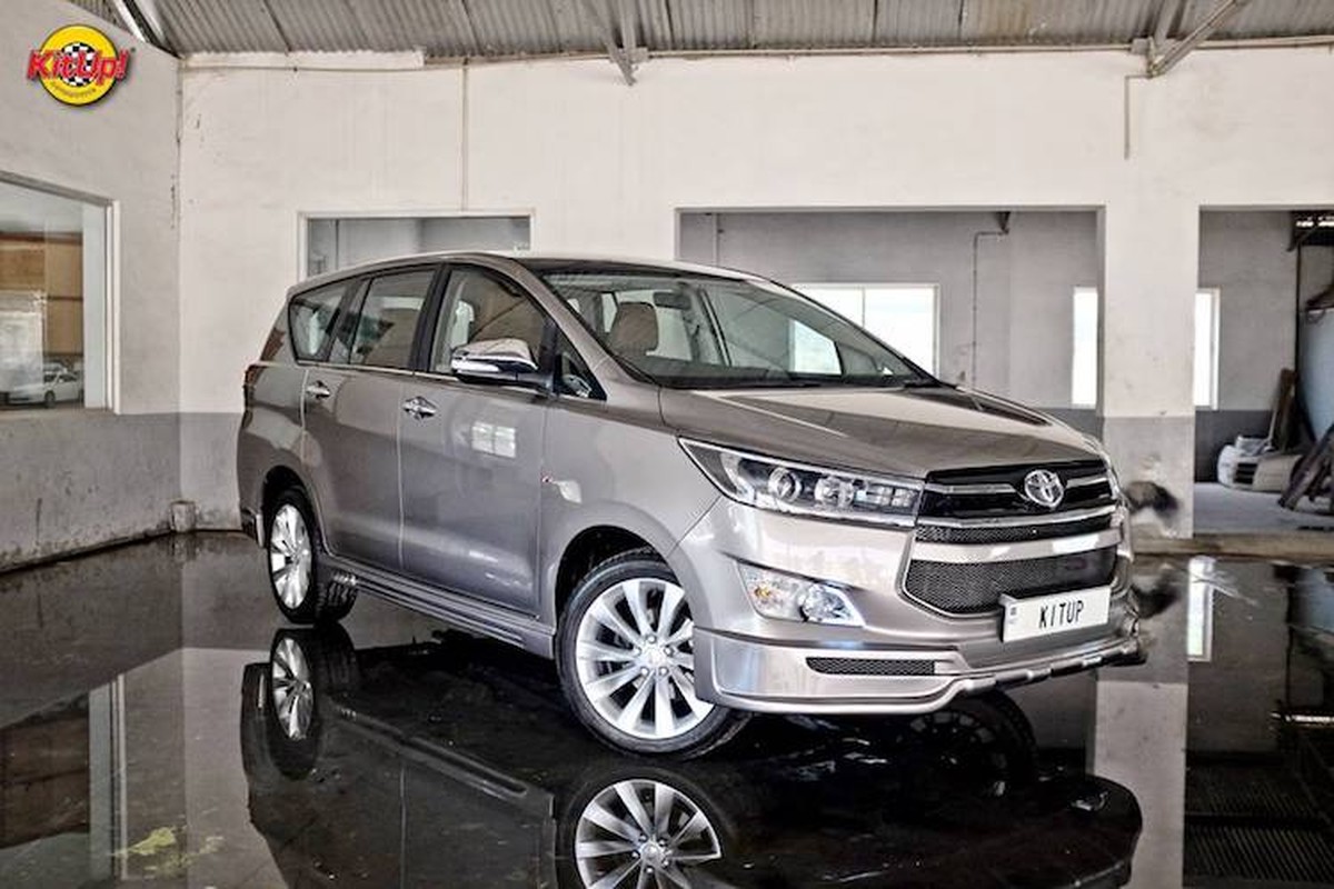 Toyota Innova 2016 co ban do dau tien tren The gioi