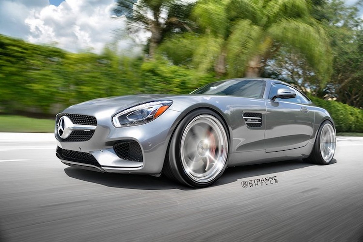 Mercedes AMG GT S  dep hut hon voi “dan chan xin”-Hinh-4