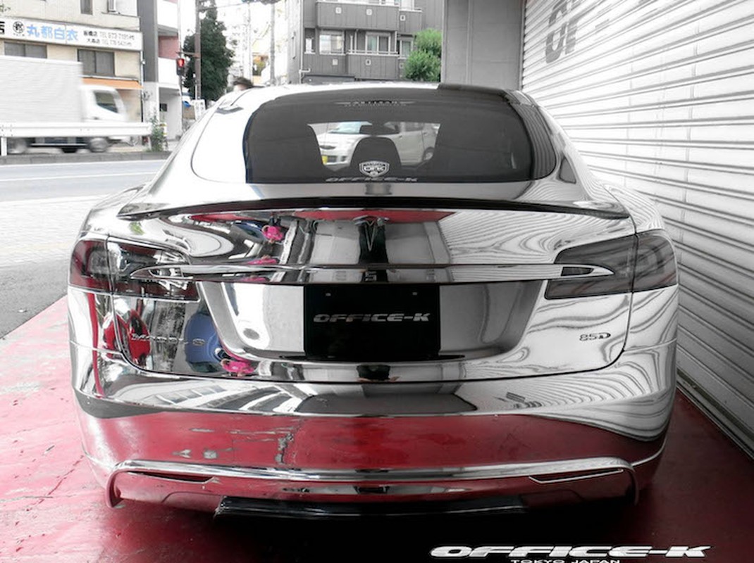 Can canh sieu xe xanh Tesla Model S do chrome tu Nhat-Hinh-7