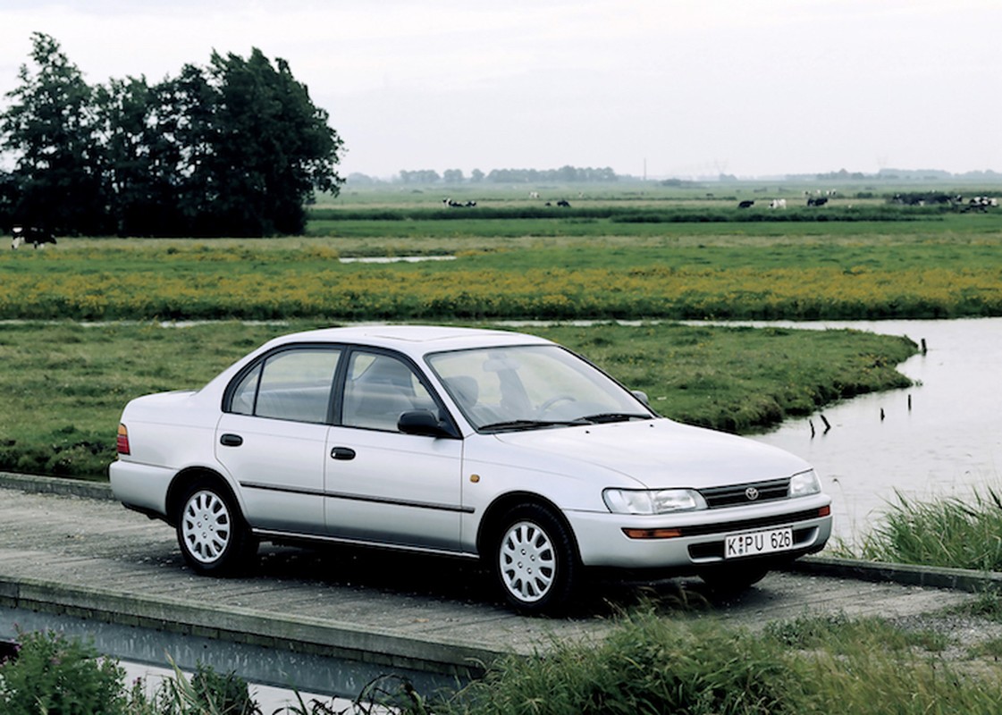 Toyota Corolla ky niem sinh nhat nua The ky-Hinh-8