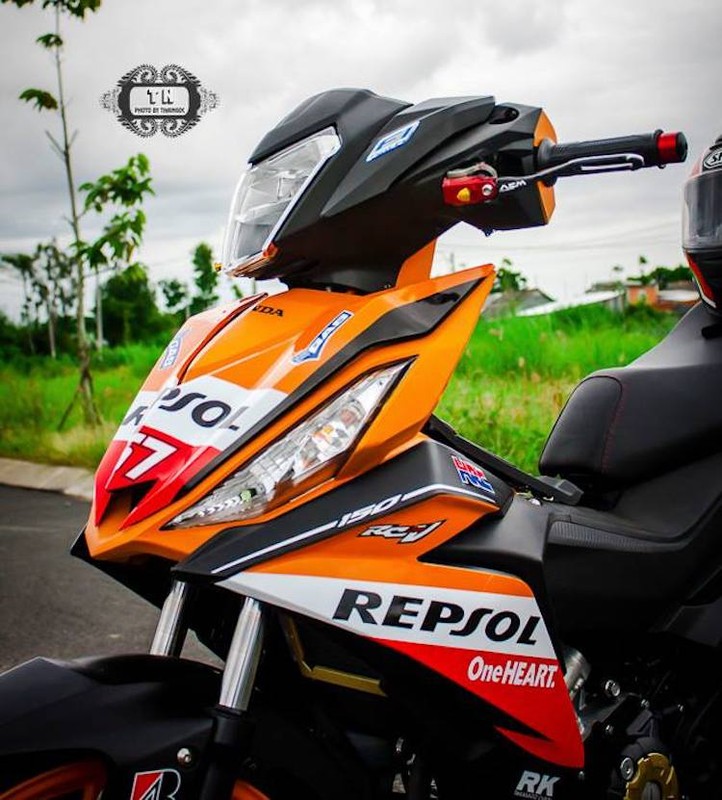 Honda Winner 150 doc dao voi ban Repsol 