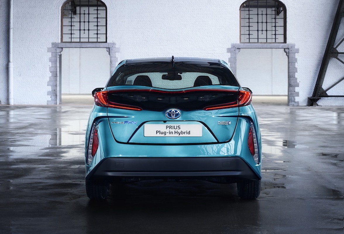 Toyota Prius Plug-in Hybrid 