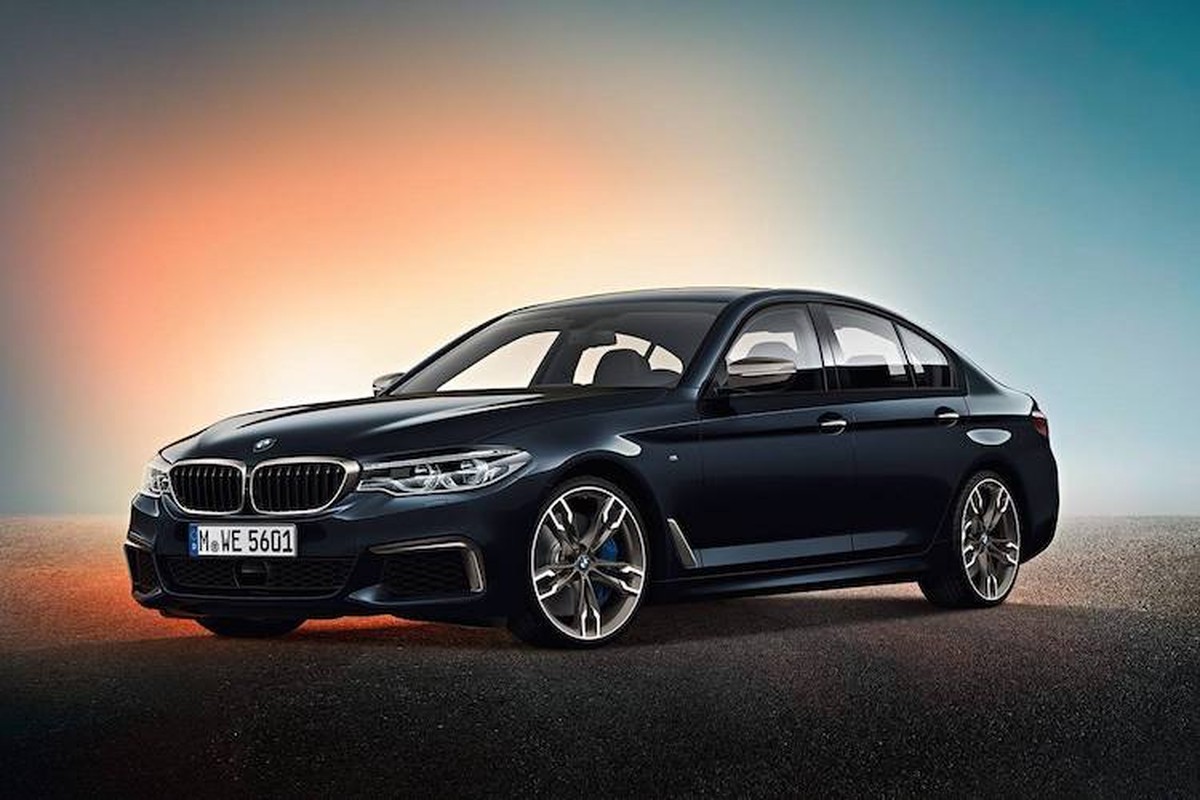 Soi sedan the thao BMW M550i xDrive 