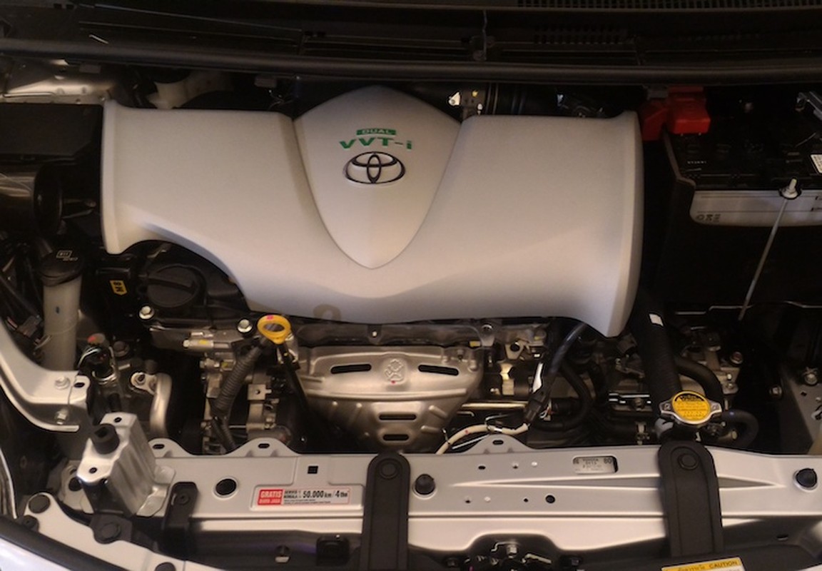 Toyota Yaris L Sedan - Vios phien ban “Tau“ gia 247 trieu-Hinh-5