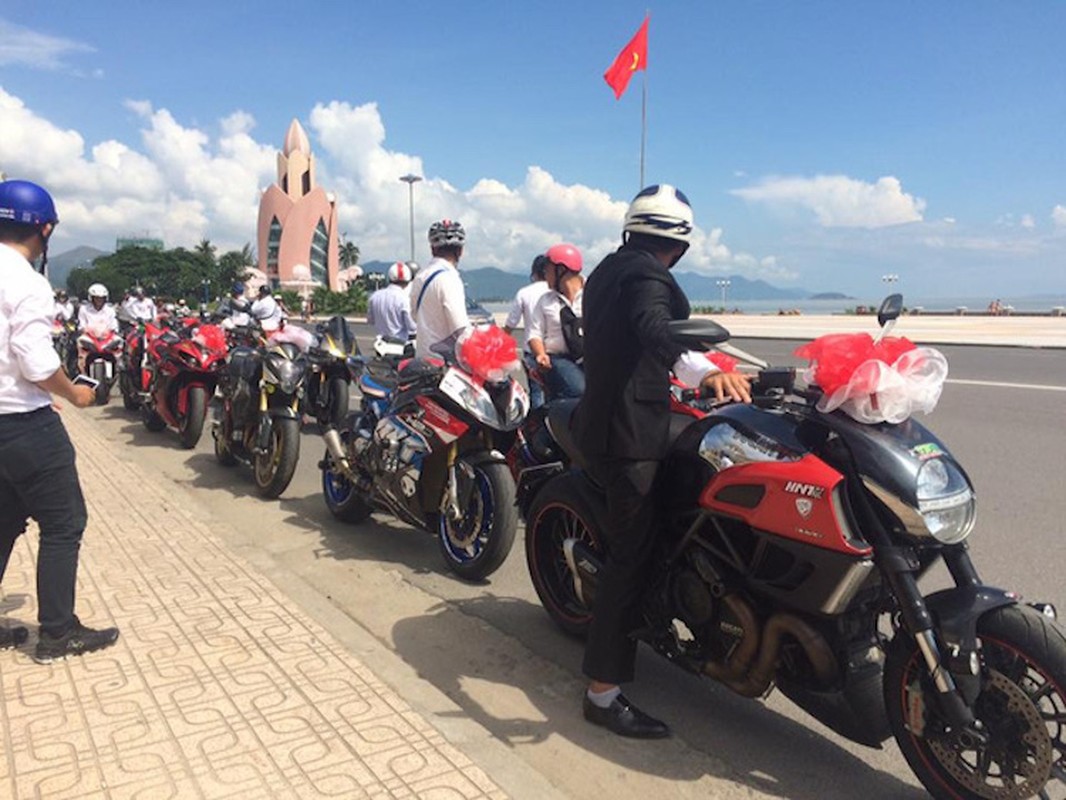 Sieu moto, xe hop “khung” ruoc dau tai Nha Trang-Hinh-9