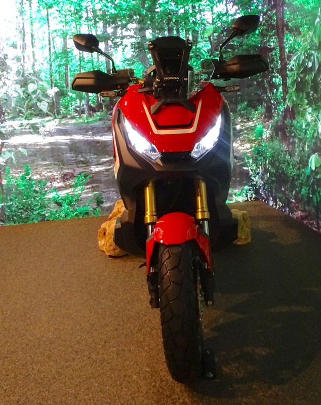 Xe tay ga Honda X-ADV 