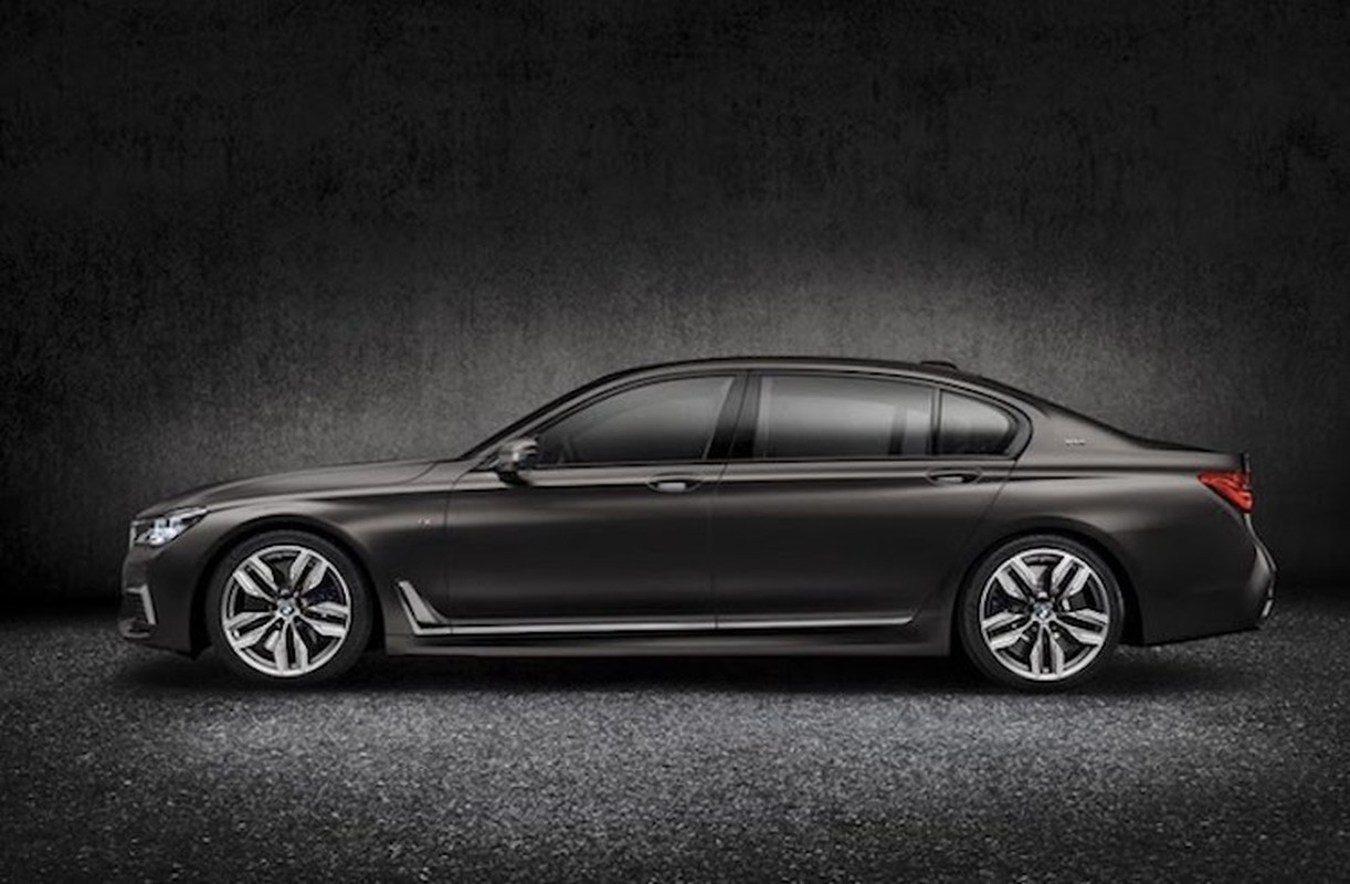 Sieu xe sang the thao BMW M760i xDrive “chot gia” 3,4 ty-Hinh-2